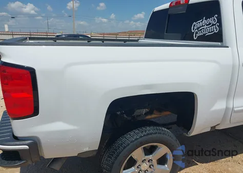 2018 Chevrolet Silverado 1500 1Lt from USA, damaged, VIN 3GCPCREC3JG178737